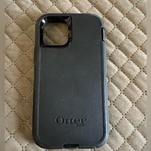 iPhone 11 Otterbox Case